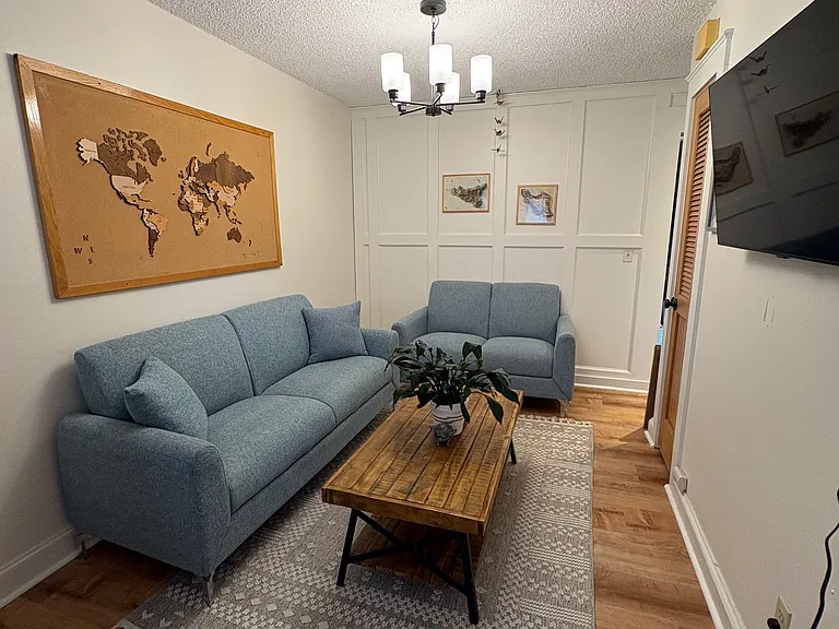 3460 Colorado Ave #B3 — Photo 2