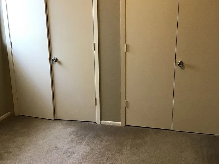 908 Lamar St — Photo 10