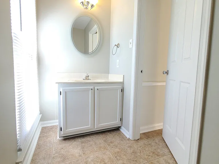15582 Northgate Dr — Photo 9
