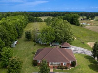 84 Scott Orchard Rd, Taft, TN 38488