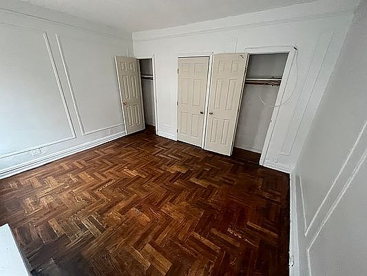 5th image of 824 E 232nd St #1F