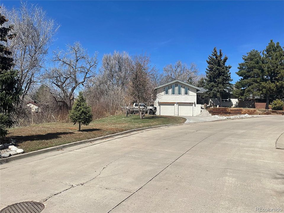 2nd image of 785 Sunset Drive