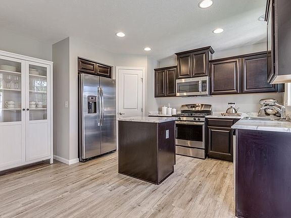 5th image of 9866 Gabriels Way Unit 28