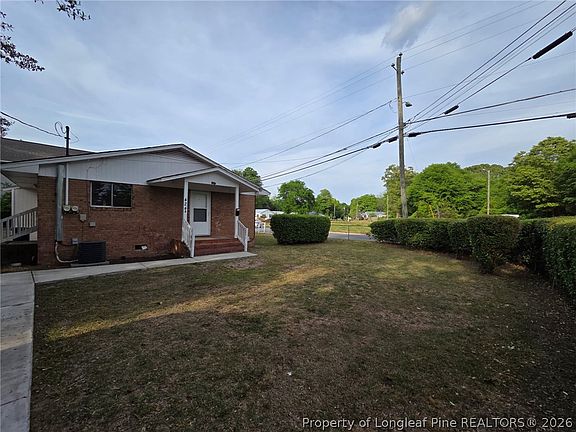 2nd image of 424 Bryan St