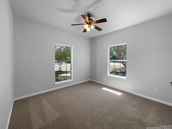 5th image of 2203 Geneva St