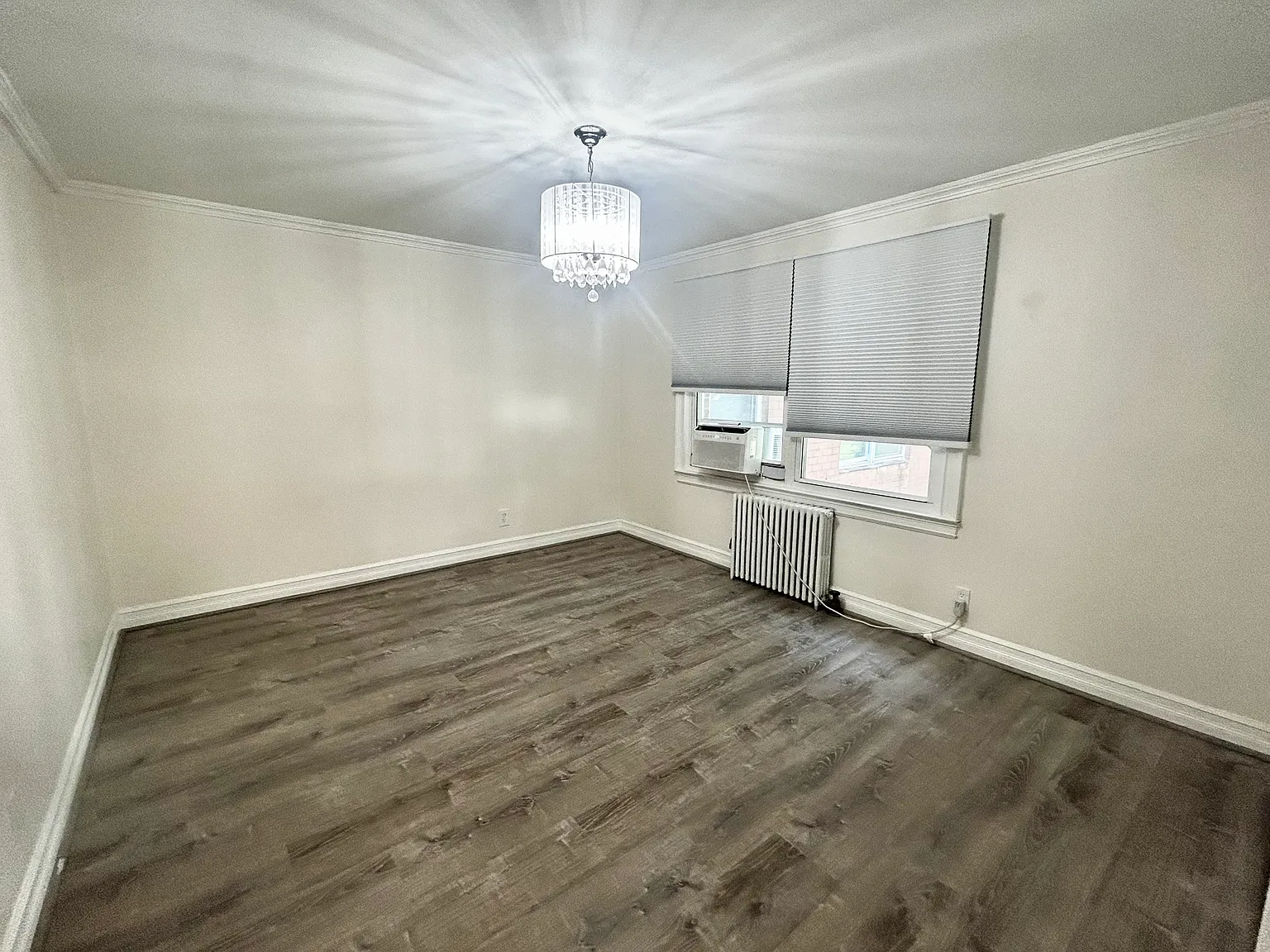 2 bed, 708 sqft, $2,395 — Photo 4