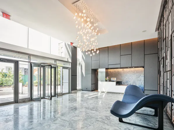 515 West 36th Street image 7 of 22