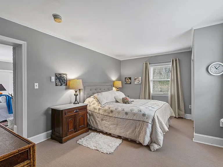46 Chastellux Ave #M8 — Photo 18