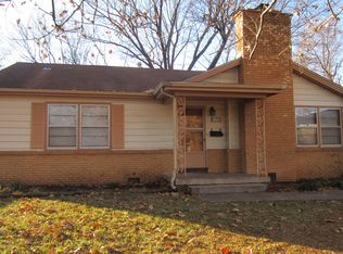 1937 S Fairway Ave, Springfield, MO 65804