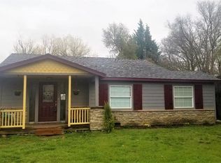 2551 E McAndrews Rd, Medford, OR 97504