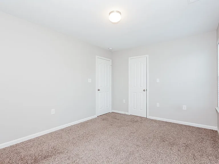 4905 Broad Leaf Ct — Photo 17