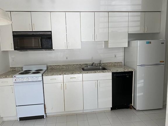 2nd image of 22 69th St APT A1