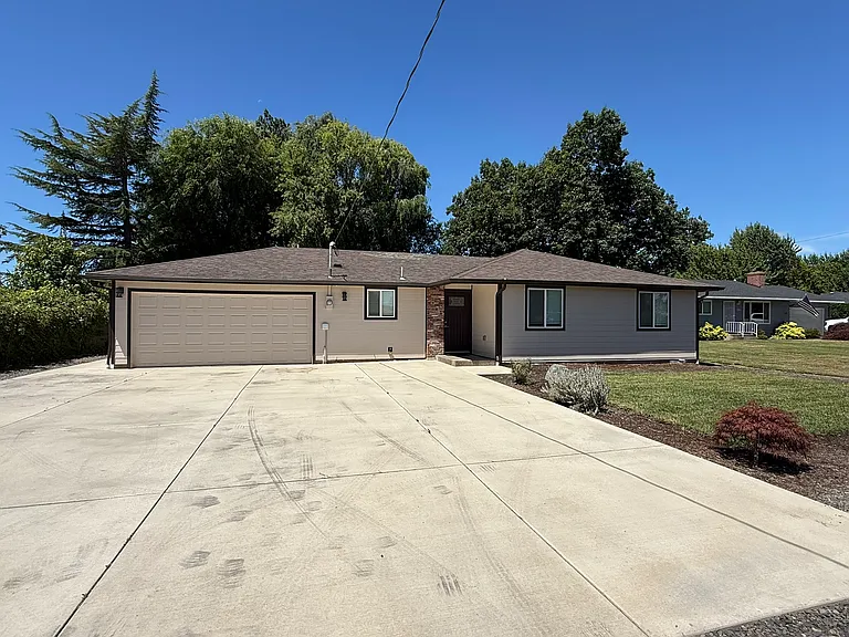 721 Iva Ln NE — Photo 34