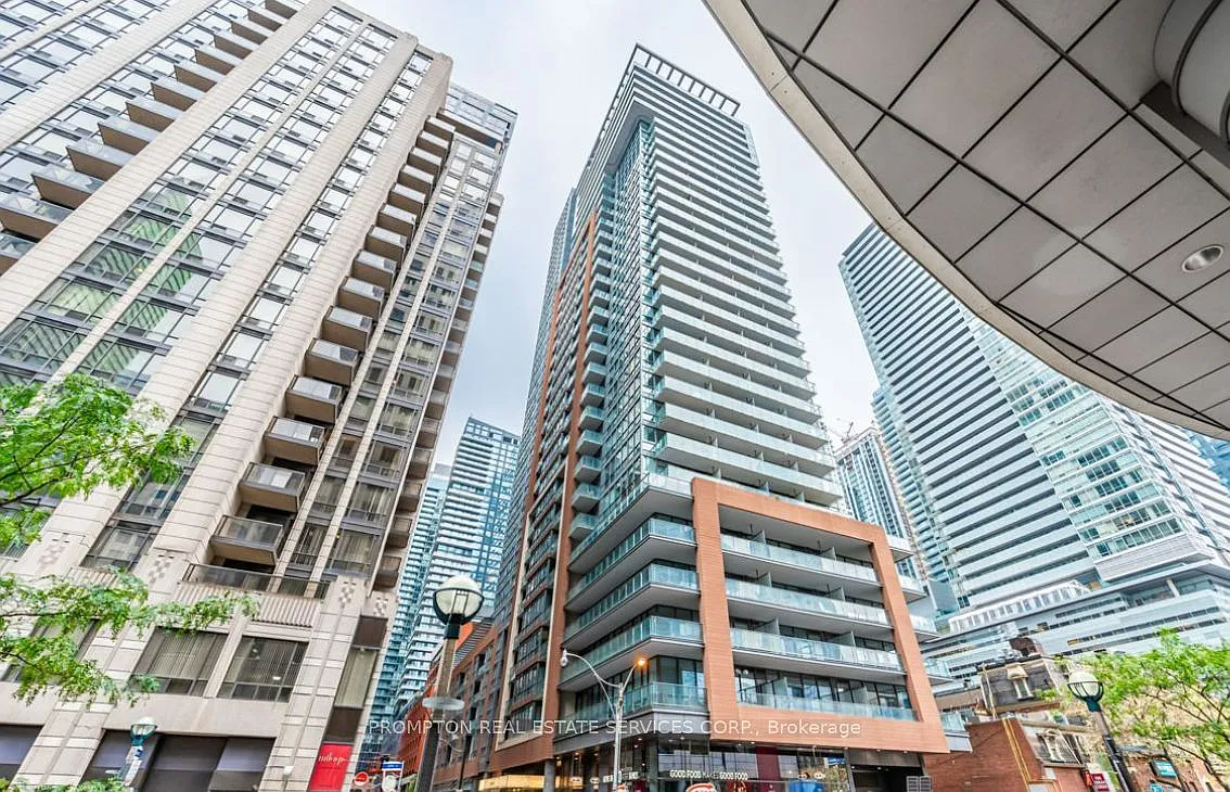2 bed, $2,400 — Photo 1