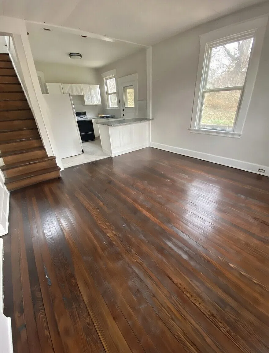 1726 Gilsey Ave — Photo 3
