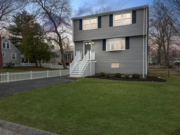 56 Heywood Ave, Melrose, MA 02176