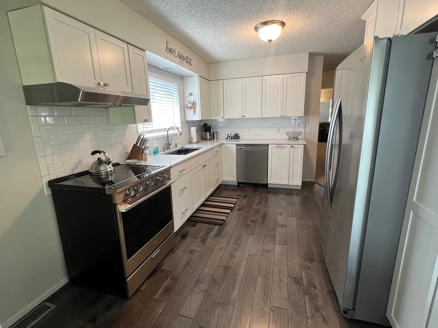 720 N Government Way — Photo 4