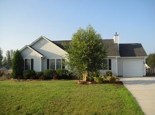 2905 Mitchell Wood Dr, Browns Summit, NC 27214