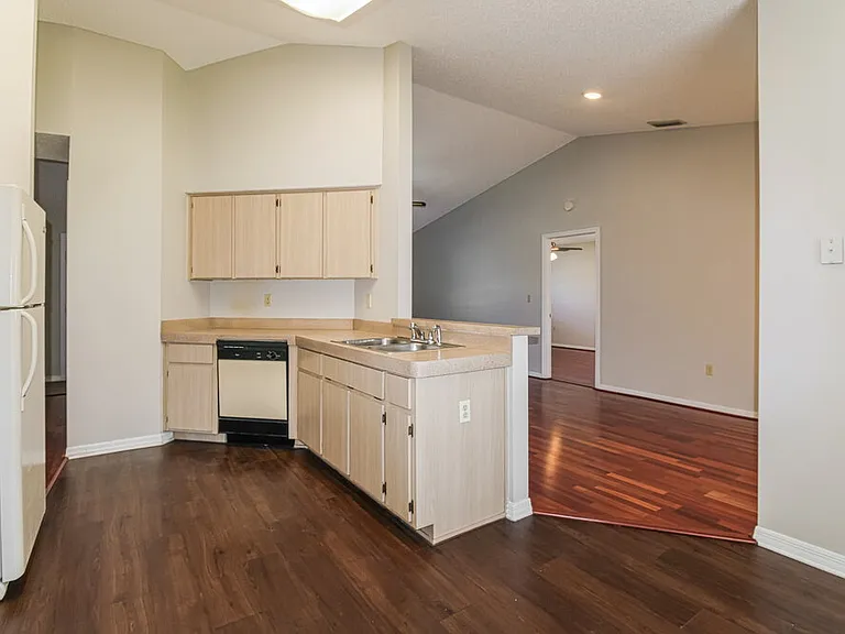 11479 Cavern Rd — Photo 8