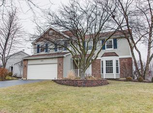 187 Mistwood Ln, North Aurora, IL 60542