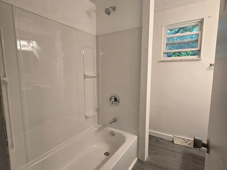 122-126 Unity Center Rd #130 — Photo 3