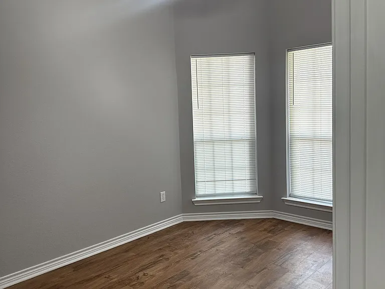 3724 Dove Hollow Ln — Photo 6