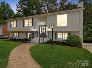 7501 Limerick Dr, Charlotte, NC 28270