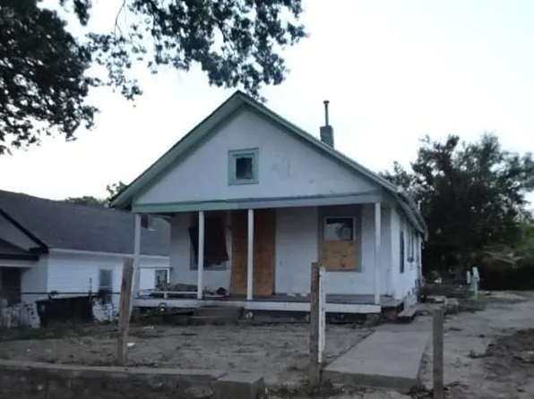 6827 E 13th St, Kansas City, MO 64126