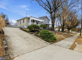 833 Eastern Ave, Fairmount Heights, MD 20743