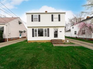 1275 Gordon Rd, Lyndhurst, OH 44124