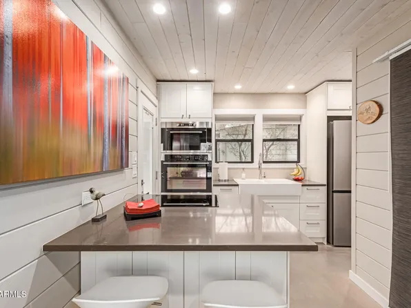 250 N NEARY Avenue, Superior, AZ 85173