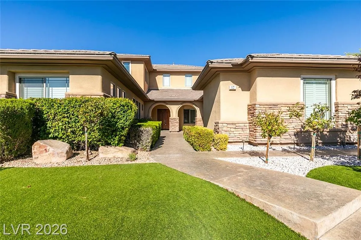 Building Photo - 12 Hassayampa Trl