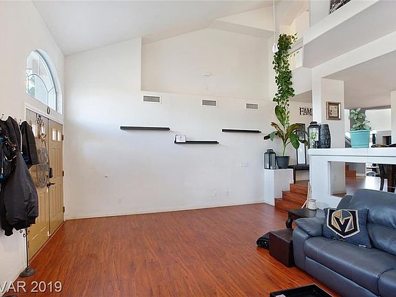 4th image of 8824 Sailplane Ave