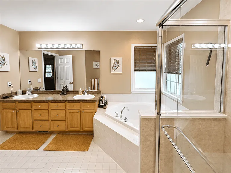2860 Ember Way — Photo 8