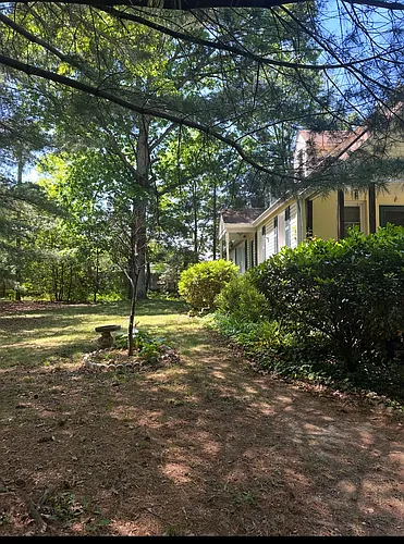 3820 Russell Rd Photo 1