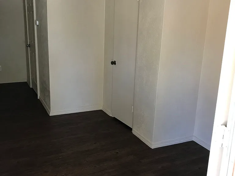5385 W Mission Ave — Photo 20