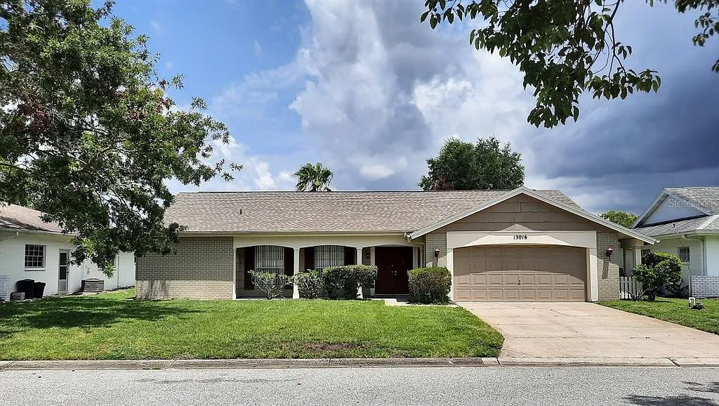 2 bed, 2.0 bath, 1519 sqft, $1,700 — Photo 1