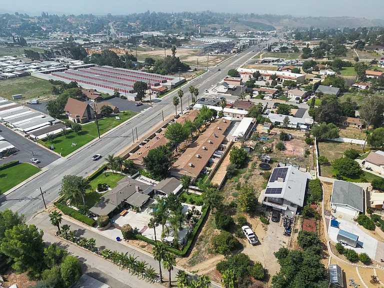 Starlight Ridge Apartments- Yucaipa, CA — Photo 19