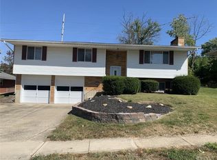 720 Golden Arrow Dr, Miamisburg, OH