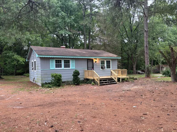 6315 Us Highway 301 S, Hope Mills, NC