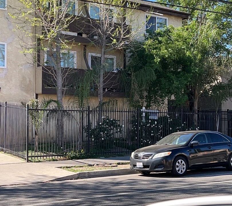1st image of 15240 Nordhoff St #15