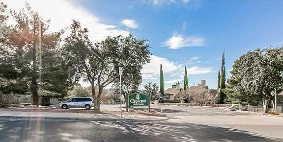 3rd image of 654 Copperfield Ln #654