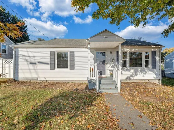 2315 Peach St, Salem, VA 24153