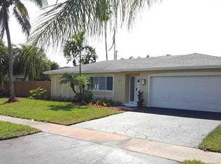 128 Winged Foot Ln, Boca Raton, FL 33431