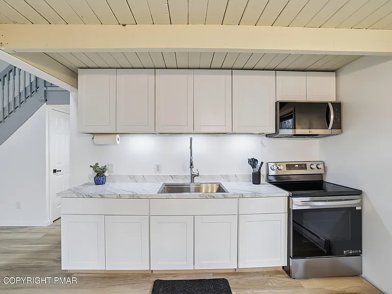 838 Country Place Dr — Photo 11
