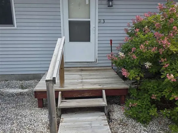 7115 Wilbe St #2, Indian River, MI 49749