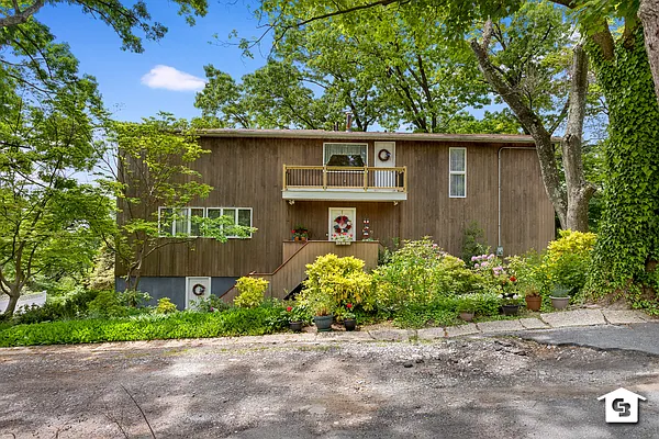 Sold by Coldwell Banker Reliable Real Estate | media 2