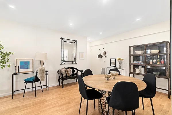 Sold by Compass | media 3