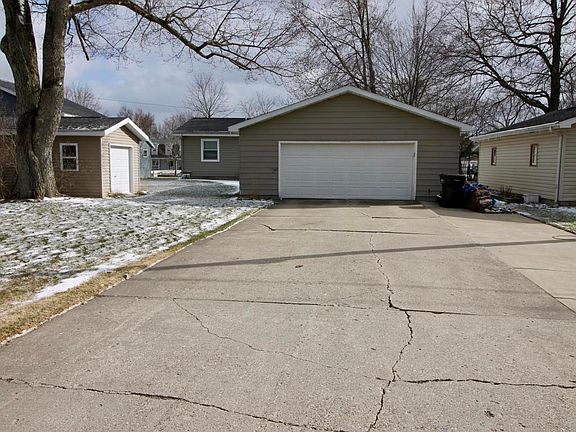 2nd image of 12767 Valley Dr