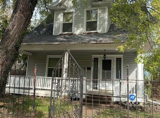 1912 SW Munson Ave, Topeka, KS 66604